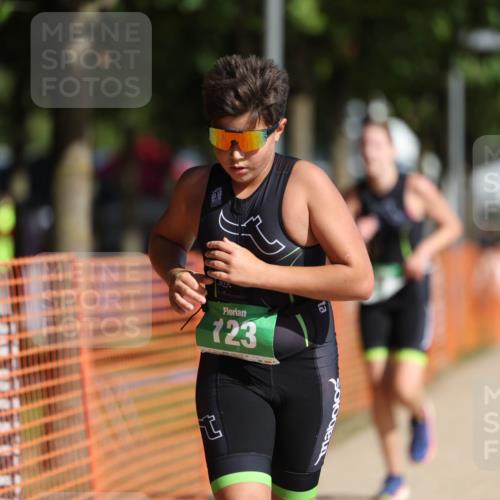 07.09.2025 - 19. Norderstedt Triathlon Michael Strokosch http://msf.ph/oto/8802841 07.09.2025 11:00:51 Laufen 62, 123, 635 meine-sportfotos.de