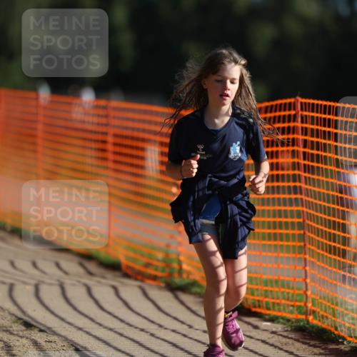 07.09.2025 - 19. Norderstedt Triathlon Michael Strokosch http://msf.ph/oto/8802856 07.09.2025 09:17:53 Laufen 18, 20 meine-sportfotos.de