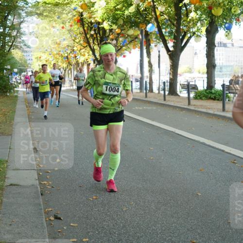 07.09.2025 - BARMER Alsterlauf Yannick Fuchs http://msf.ph/oto/8802903 07.09.2025 11:51:12 Laufen 9833, 1004, 8371 meine-sportfotos.de