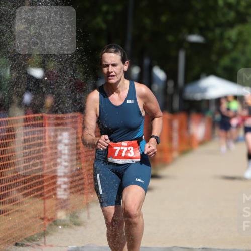 07.09.2025 - 19. Norderstedt Triathlon Michael Strokosch http://msf.ph/oto/8802925 07.09.2025 12:34:01 Laufen 773, 1251, 1381 meine-sportfotos.de