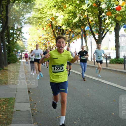 07.09.2025 - BARMER Alsterlauf Yannick Fuchs http://msf.ph/oto/8802972 07.09.2025 11:51:16 Laufen 1129, 1233, 110 meine-sportfotos.de