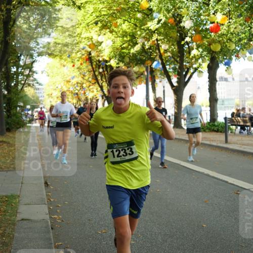 07.09.2025 - BARMER Alsterlauf Yannick Fuchs http://msf.ph/oto/8802994 07.09.2025 11:51:16 Laufen 1129, 1233 meine-sportfotos.de