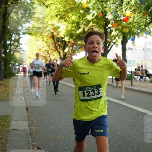 07.09.2025 - BARMER Alsterlauf Yannick Fuchs http://msf.ph/oto/8803006 07.09.2025 11:51:17 Laufen 36, 1233 meine-sportfotos.de