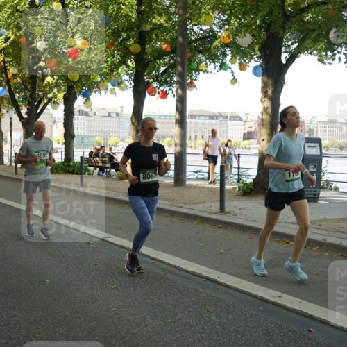 07.09.2025 - BARMER Alsterlauf Yannick Fuchs http://msf.ph/oto/8803038 07.09.2025 11:51:19 Laufen 1217, 092, 8067 meine-sportfotos.de