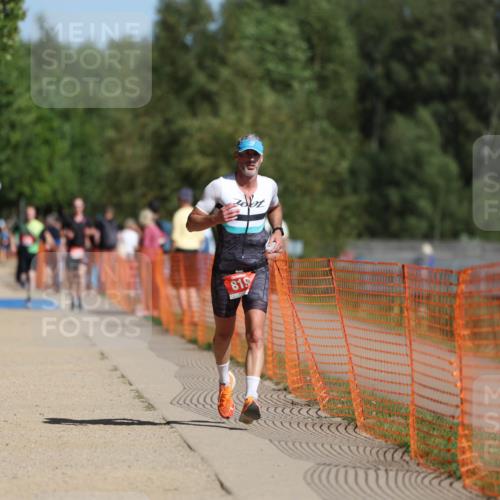 07.09.2025 - 19. Norderstedt Triathlon Michael Strokosch http://msf.ph/oto/8803058 07.09.2025 12:04:26 Laufen 191, 303, 736, 819 meine-sportfotos.de