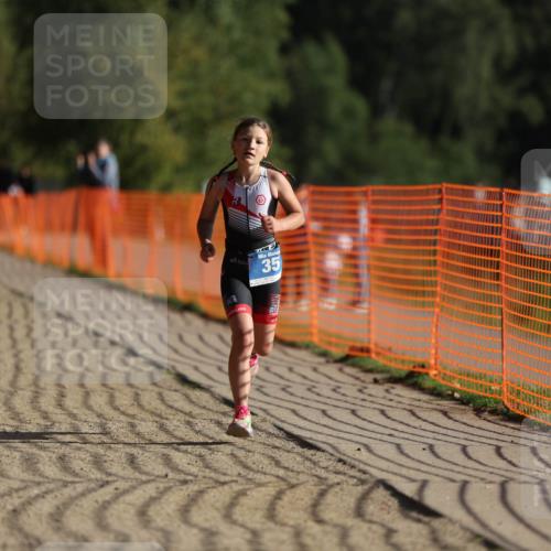 07.09.2025 - 19. Norderstedt Triathlon Michael Strokosch http://msf.ph/oto/8803067 07.09.2025 09:18:24 Laufen 35 meine-sportfotos.de