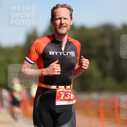 07.09.2025 - 19. Norderstedt Triathlon Michael Strokosch http://msf.ph/oto/8803232 07.09.2025 12:04:33 Laufen 138, 303, 736, 819 meine-sportfotos.de