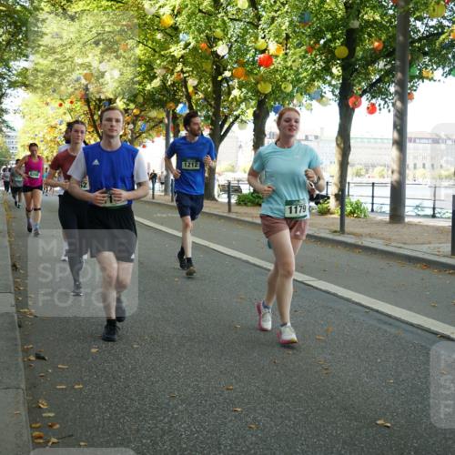 07.09.2025 - BARMER Alsterlauf Yannick Fuchs http://msf.ph/oto/8803256 07.09.2025 11:51:28 Laufen 8266, 1212, 1179, 1 meine-sportfotos.de