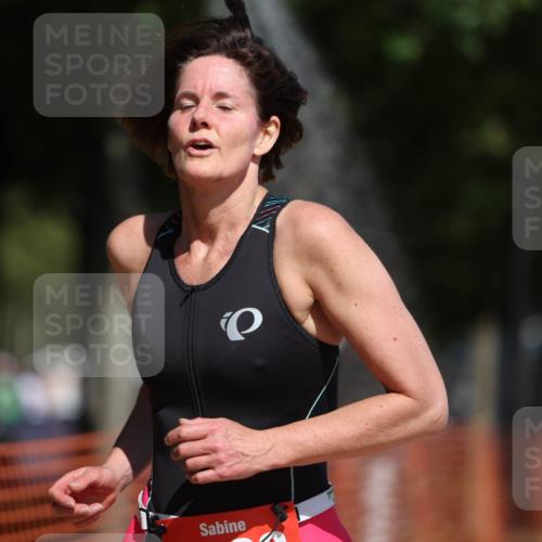 07.09.2025 - 19. Norderstedt Triathlon Michael Strokosch http://msf.ph/oto/8803272 07.09.2025 12:34:21 Laufen 1333 meine-sportfotos.de