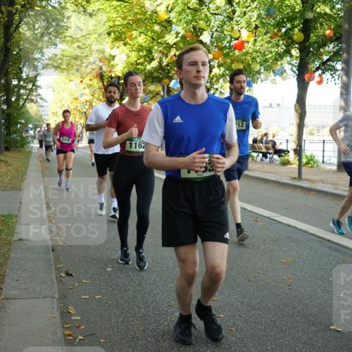 07.09.2025 - BARMER Alsterlauf Yannick Fuchs http://msf.ph/oto/8803281 07.09.2025 11:51:29 Laufen 8266, 1162, 12, 1255, 11 meine-sportfotos.de
