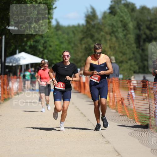 07.09.2025 - 19. Norderstedt Triathlon Michael Strokosch http://msf.ph/oto/8803305 07.09.2025 12:34:27 Laufen 696, 803, 1213, 1233 meine-sportfotos.de