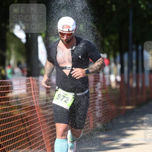 07.09.2025 - 19. Norderstedt Triathlon Michael Strokosch http://msf.ph/oto/8803312 07.09.2025 14:55:31 Laufen 972 meine-sportfotos.de