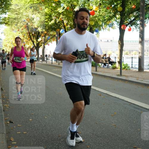 07.09.2025 - BARMER Alsterlauf Yannick Fuchs http://msf.ph/oto/8803340 07.09.2025 11:51:31 Laufen 8260, 053 meine-sportfotos.de