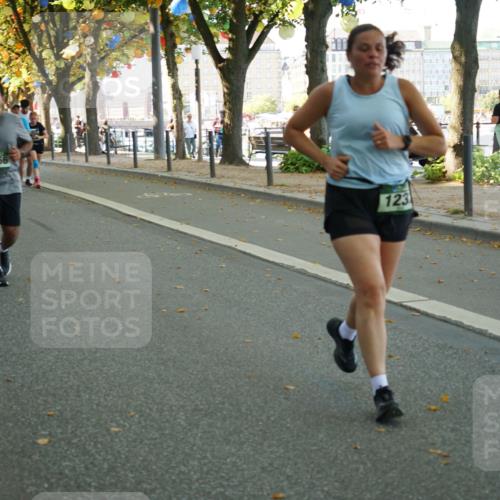 07.09.2025 - BARMER Alsterlauf Yannick Fuchs http://msf.ph/oto/8803398 07.09.2025 11:51:35 Laufen 1056, 74832, 123 meine-sportfotos.de