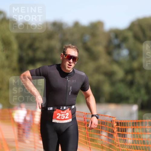 07.09.2025 - 19. Norderstedt Triathlon Michael Strokosch http://msf.ph/oto/8803399 07.09.2025 12:04:45 Laufen 138, 252, 773, 1357 meine-sportfotos.de