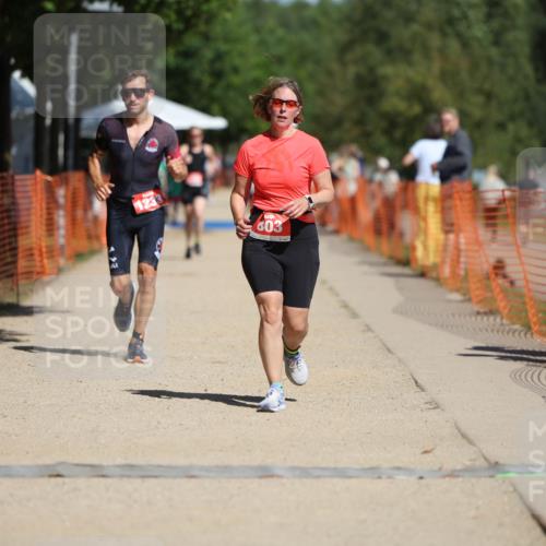 07.09.2025 - 19. Norderstedt Triathlon Michael Strokosch http://msf.ph/oto/8803421 07.09.2025 12:34:32 Laufen 696, 803, 1213, 1233 meine-sportfotos.de