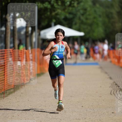 07.09.2025 - 19. Norderstedt Triathlon Michael Strokosch http://msf.ph/oto/8803422 07.09.2025 11:01:46 Laufen 111 meine-sportfotos.de