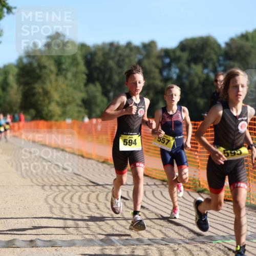 07.09.2025 - 19. Norderstedt Triathlon Michael Strokosch http://msf.ph/oto/8803430 07.09.2025 09:42:37 Laufen 557, 594, 595, 600 meine-sportfotos.de