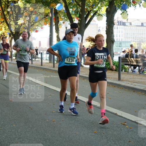 07.09.2025 - BARMER Alsterlauf Yannick Fuchs http://msf.ph/oto/8803468 07.09.2025 11:51:40 Laufen 200, 3797, 379, 1196, 1236, 5, 35 meine-sportfotos.de