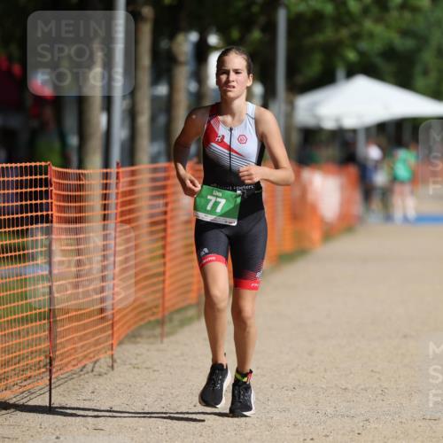 07.09.2025 - 19. Norderstedt Triathlon Michael Strokosch http://msf.ph/oto/8803493 07.09.2025 11:02:02 Laufen 77 meine-sportfotos.de