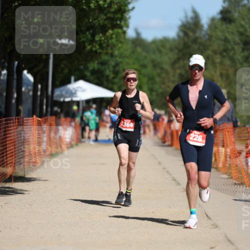 07.09.2025 - 19. Norderstedt Triathlon Michael Strokosch http://msf.ph/oto/8803525 07.09.2025 12:34:40 Laufen 226, 1364 meine-sportfotos.de