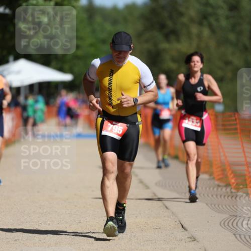 07.09.2025 - 19. Norderstedt Triathlon Michael Strokosch http://msf.ph/oto/8803540 07.09.2025 12:05:10 Laufen 795, 833, 834, 1333 meine-sportfotos.de