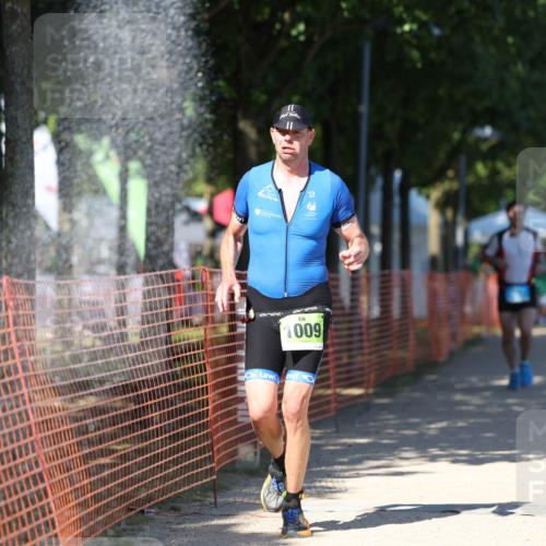 07.09.2025 - 19. Norderstedt Triathlon Michael Strokosch http://msf.ph/oto/8803542 07.09.2025 14:55:53 Laufen 863, 1009, 1026 meine-sportfotos.de