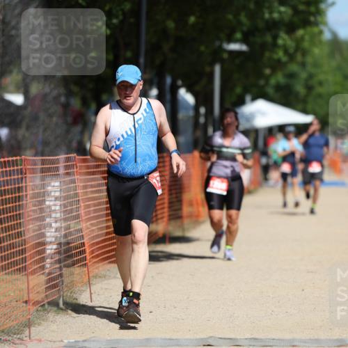 07.09.2025 - 19. Norderstedt Triathlon Michael Strokosch http://msf.ph/oto/8803604 07.09.2025 12:35:03 Laufen 838, 1286, 1371 meine-sportfotos.de
