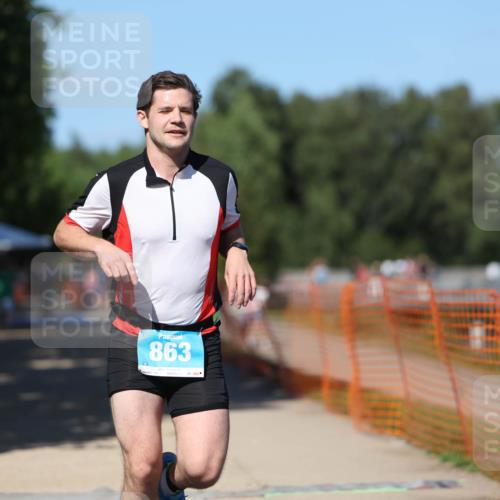 07.09.2025 - 19. Norderstedt Triathlon Michael Strokosch http://msf.ph/oto/8803615 07.09.2025 14:55:58 Laufen 863 meine-sportfotos.de