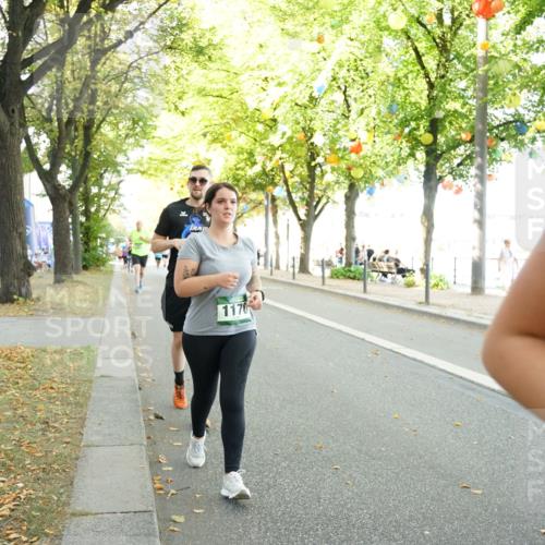 07.09.2025 - BARMER Alsterlauf Yannick Fuchs http://msf.ph/oto/8803627 07.09.2025 11:51:48 Laufen 1170 meine-sportfotos.de