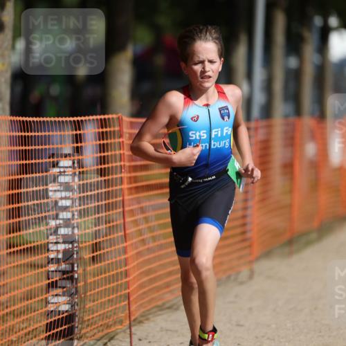 07.09.2025 - 19. Norderstedt Triathlon Michael Strokosch http://msf.ph/oto/8803636 07.09.2025 11:02:46 Laufen 56, 66 meine-sportfotos.de