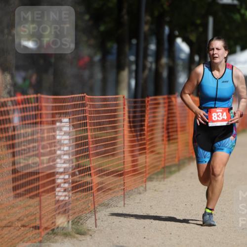 07.09.2025 - 19. Norderstedt Triathlon Michael Strokosch http://msf.ph/oto/8803641 07.09.2025 12:05:16 Laufen 795, 833, 834, 1333 meine-sportfotos.de