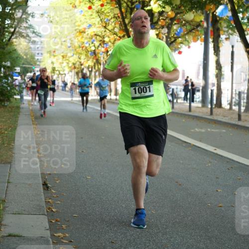07.09.2025 - BARMER Alsterlauf Yannick Fuchs http://msf.ph/oto/8803650 07.09.2025 11:51:51 Laufen 1001 meine-sportfotos.de
