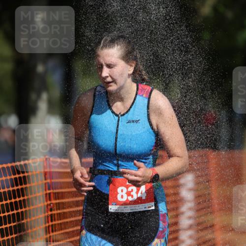 07.09.2025 - 19. Norderstedt Triathlon Michael Strokosch http://msf.ph/oto/8803676 07.09.2025 12:05:20 Laufen 834 meine-sportfotos.de