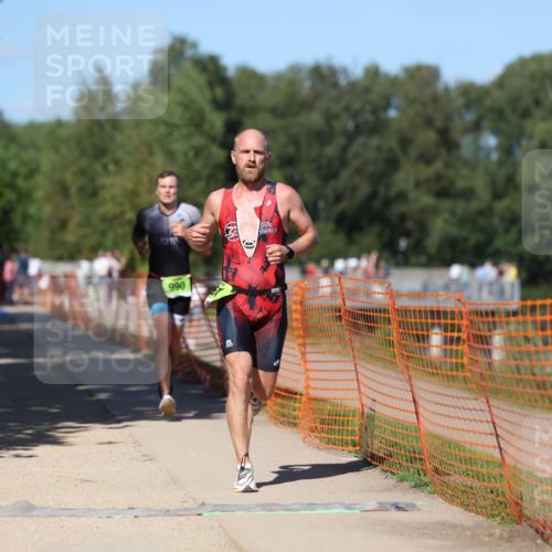 07.09.2025 - 19. Norderstedt Triathlon Michael Strokosch http://msf.ph/oto/8803702 07.09.2025 14:56:10 Laufen 961, 990, 1036 meine-sportfotos.de