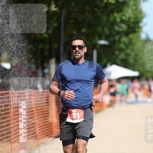 07.09.2025 - 19. Norderstedt Triathlon Michael Strokosch http://msf.ph/oto/8803709 07.09.2025 12:35:12 Laufen 251, 838, 1286 meine-sportfotos.de