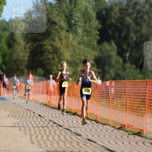 07.09.2025 - 19. Norderstedt Triathlon Michael Strokosch http://msf.ph/oto/8803713 07.09.2025 09:43:16 Laufen 556, 570 meine-sportfotos.de