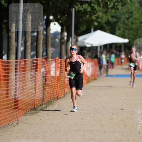 07.09.2025 - 19. Norderstedt Triathlon Michael Strokosch http://msf.ph/oto/8803749 07.09.2025 11:03:26 Laufen 79, 113 meine-sportfotos.de
