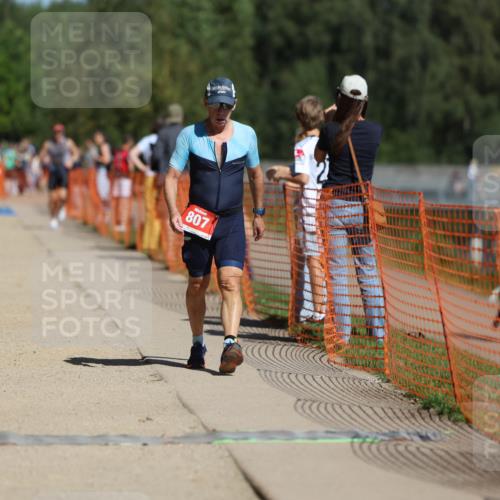 07.09.2025 - 19. Norderstedt Triathlon Michael Strokosch http://msf.ph/oto/8803765 07.09.2025 12:35:19 Laufen 807, 845 meine-sportfotos.de