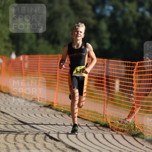 07.09.2025 - 19. Norderstedt Triathlon Michael Strokosch http://msf.ph/oto/8803847 07.09.2025 09:43:22 Laufen 556, 570 meine-sportfotos.de