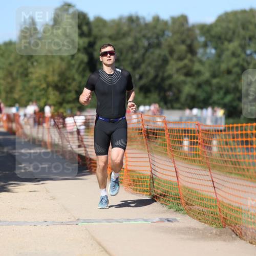07.09.2025 - 19. Norderstedt Triathlon Michael Strokosch http://msf.ph/oto/8803861 07.09.2025 14:56:25 Laufen 877 meine-sportfotos.de