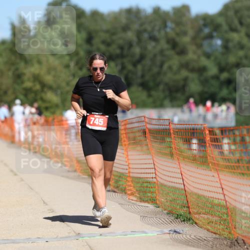 07.09.2025 - 19. Norderstedt Triathlon Michael Strokosch http://msf.ph/oto/8803866 07.09.2025 13:13:33 Laufen 745, 1326 meine-sportfotos.de