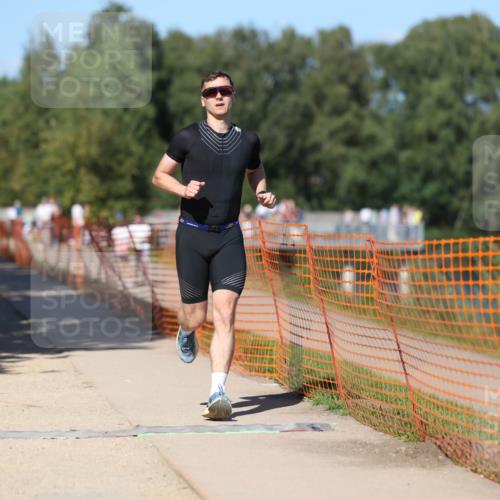 07.09.2025 - 19. Norderstedt Triathlon Michael Strokosch http://msf.ph/oto/8803868 07.09.2025 14:56:25 Laufen 877 meine-sportfotos.de
