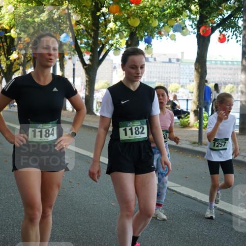 07.09.2025 - BARMER Alsterlauf Yannick Fuchs http://msf.ph/oto/8803912 07.09.2025 11:52:13 Laufen 4137, 36, 1184, 136, 1182, 1257 meine-sportfotos.de