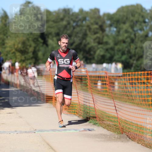 07.09.2025 - 19. Norderstedt Triathlon Michael Strokosch http://msf.ph/oto/8803944 07.09.2025 14:56:32 Laufen 982 meine-sportfotos.de