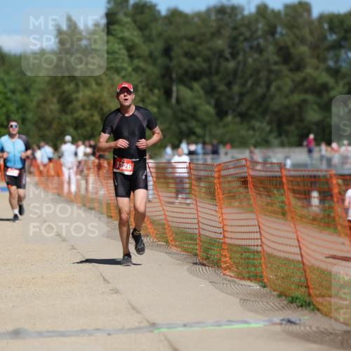 07.09.2025 - 19. Norderstedt Triathlon Michael Strokosch http://msf.ph/oto/8803953 07.09.2025 13:13:39 Laufen 139, 302, 780, 1277, 1326 meine-sportfotos.de