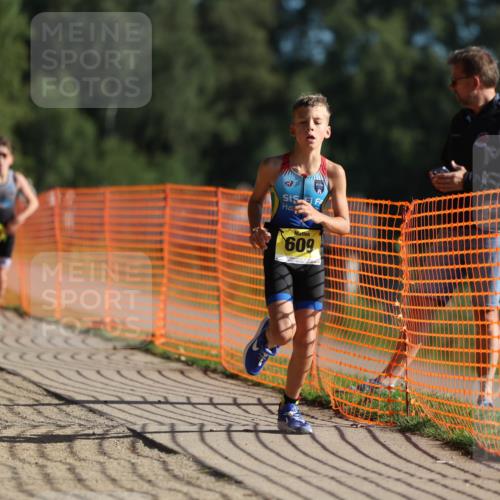07.09.2025 - 19. Norderstedt Triathlon Michael Strokosch http://msf.ph/oto/8803956 07.09.2025 09:43:28 Laufen 562, 570, 609 meine-sportfotos.de