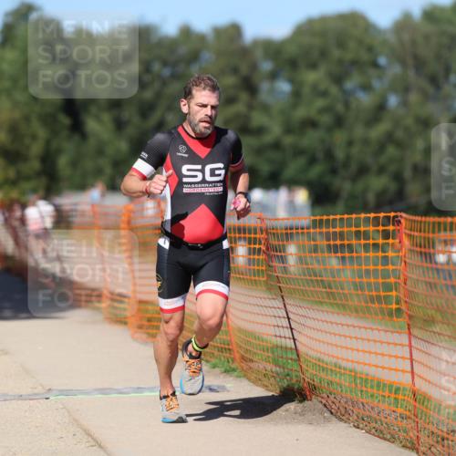 07.09.2025 - 19. Norderstedt Triathlon Michael Strokosch http://msf.ph/oto/8803973 07.09.2025 14:56:33 Laufen 982, 991, 1007 meine-sportfotos.de