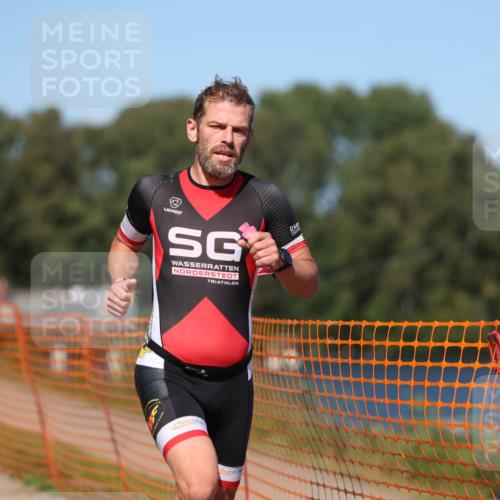 07.09.2025 - 19. Norderstedt Triathlon Michael Strokosch http://msf.ph/oto/8803995 07.09.2025 14:56:34 Laufen 982, 991, 1007 meine-sportfotos.de