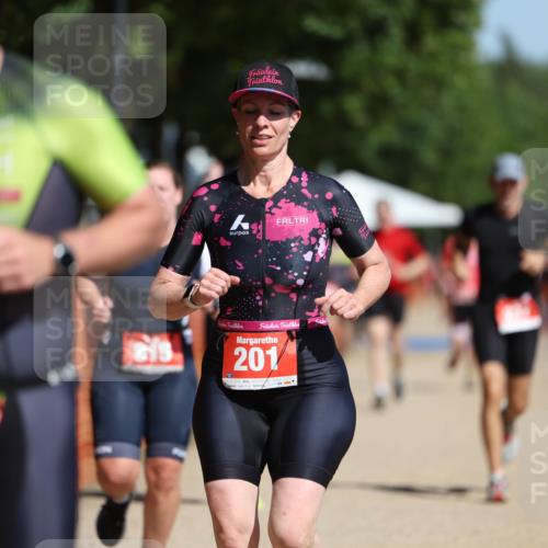 07.09.2025 - 19. Norderstedt Triathlon Michael Strokosch http://msf.ph/oto/8804054 07.09.2025 12:05:48 Laufen 201, 237, 815, 1225, 1377 meine-sportfotos.de